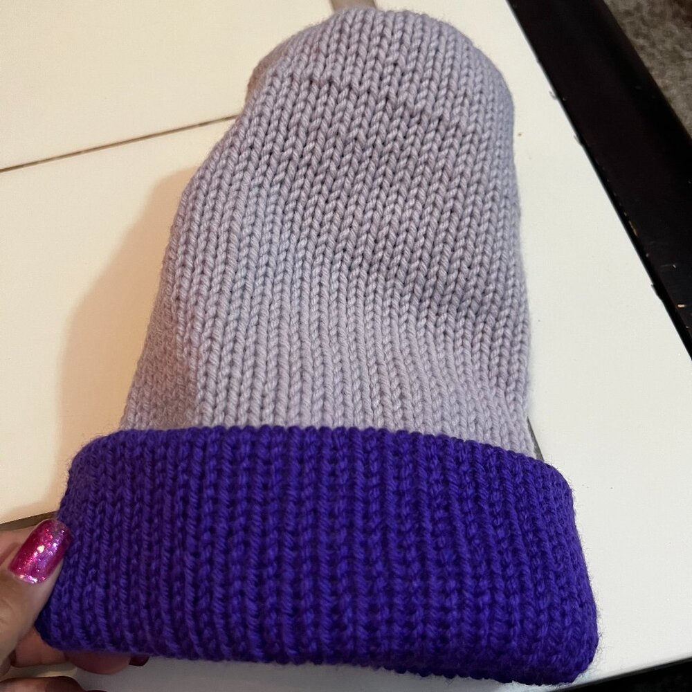 Handmade beanie/skull hat - Picture 9 of 13
